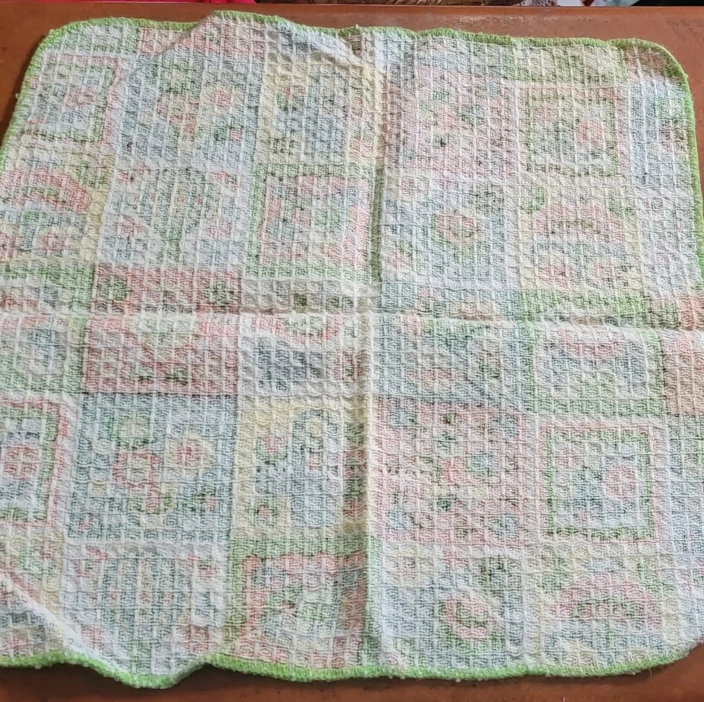 1970s Day Glo Wash Cloth Vintage Linens Washrag 60s, 70s green towel